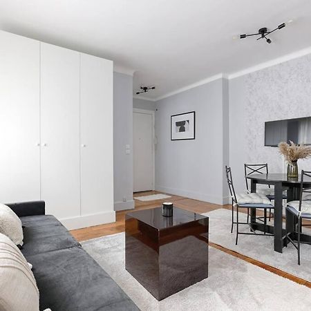 Matignon Saint-Honore : Magnifique Appartement 1Br Paris Eksteriør bilde